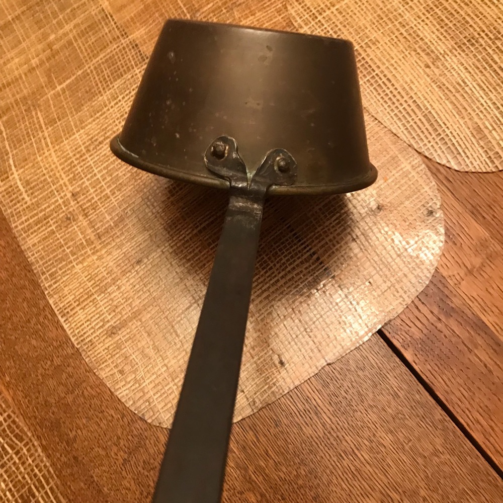 VINTAGE LATE 1800s BRASS AND IRON LADLE KITCHEN DECOR - Picture 15 of 16
